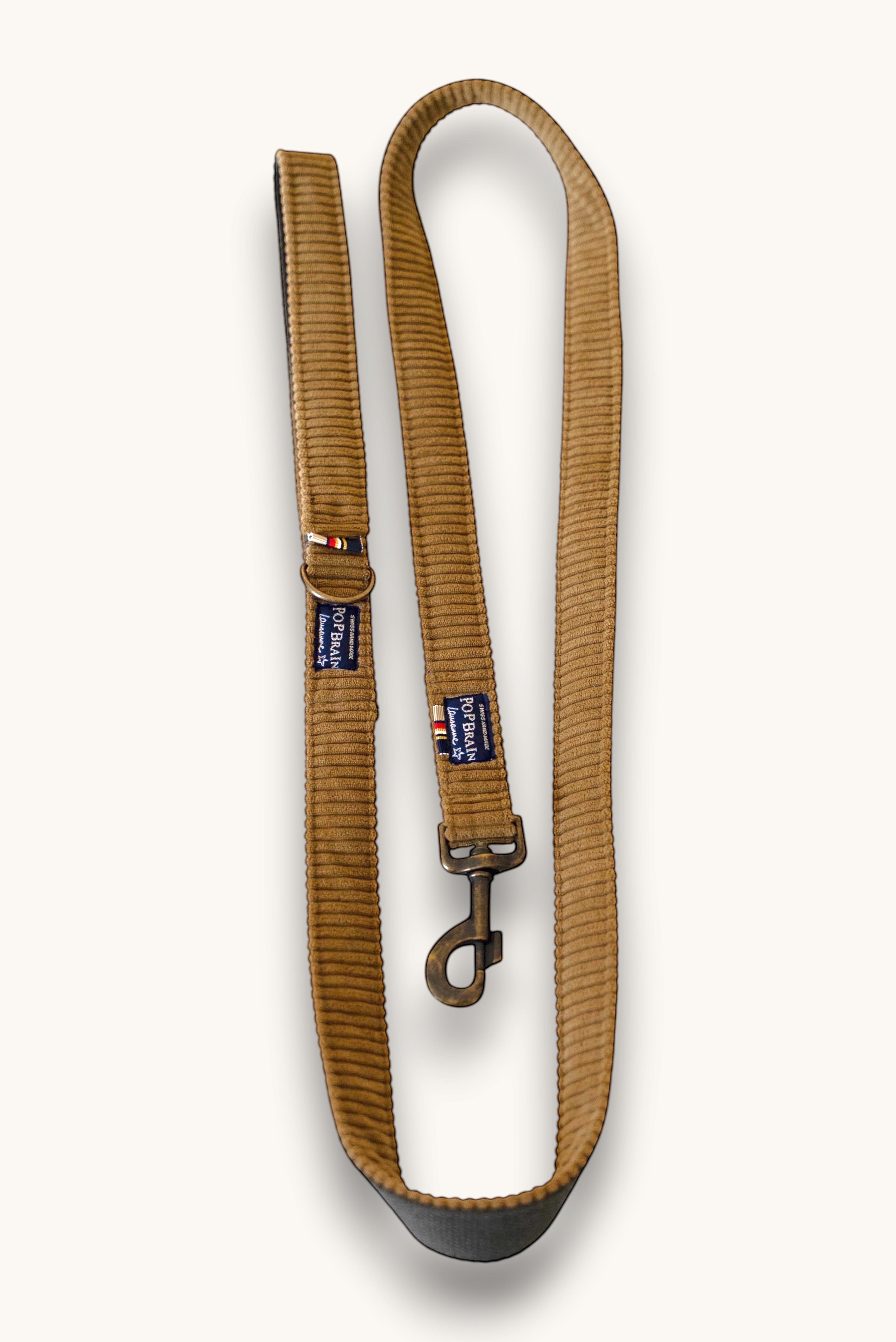 Popbrain Safari dog leash in camel corduroy with an antique bronze clasp, handmade in Switzerland.